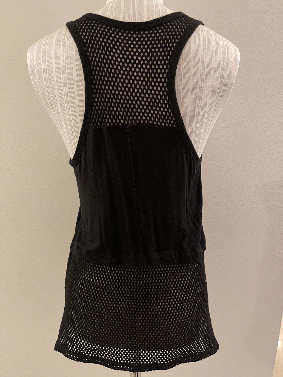 bcbgeneration black active top size small - image 5