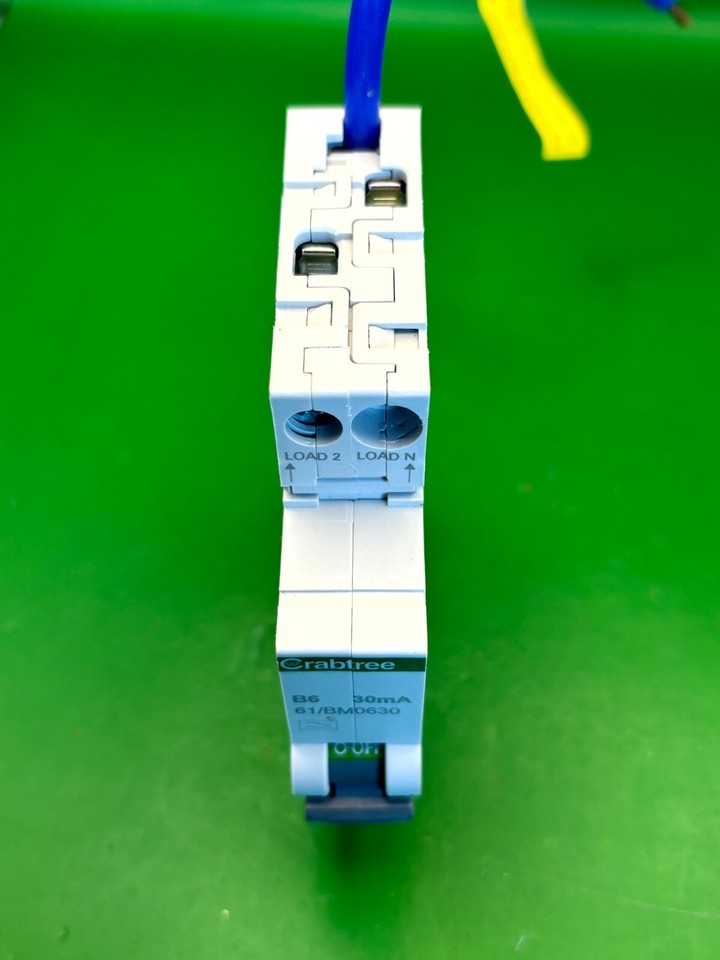 Crabtree Compact RCBO B6 61/BM0630 B10 61/BM1030 B16 61/BM1630 B32 61 ...