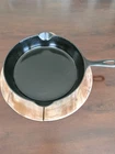 VINTAGE PRE-GRISWOLD ERIE 711 #9 CAST IRON SKILLET