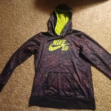 Nike SB Boys Hoodie. Xl. Black. Long-sleeved Pockets