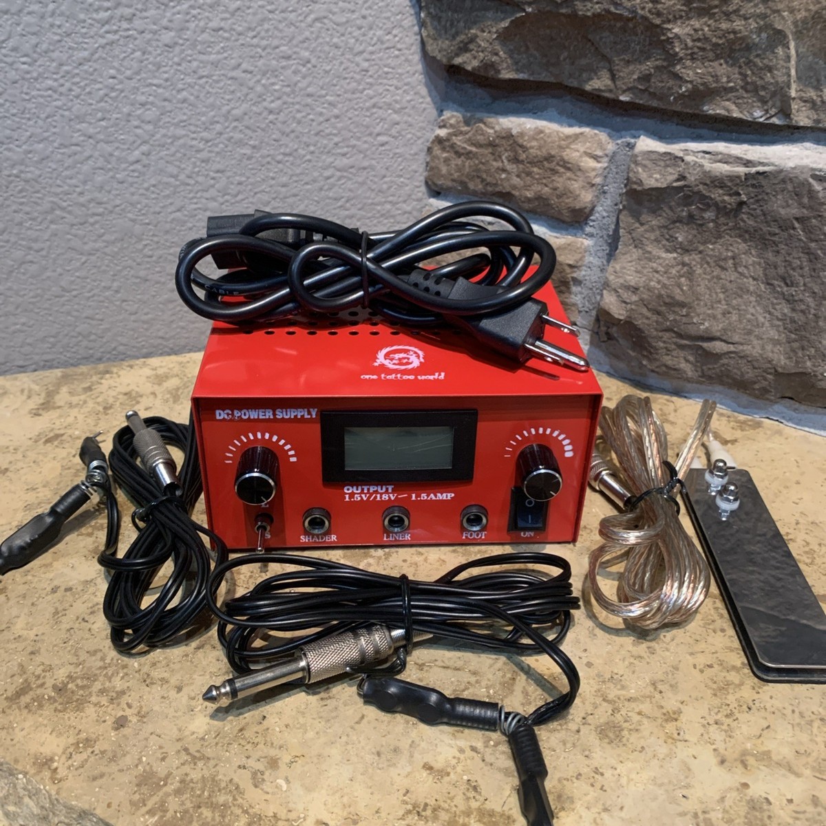 Tattoo Machine DC Power Supply Output 1.5V/ 18V 1.5 AMP Shader
