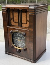 VTG Zenith 6B129 Broadcast & Shortwave Tube Radio Receiver - Battery Farm Set