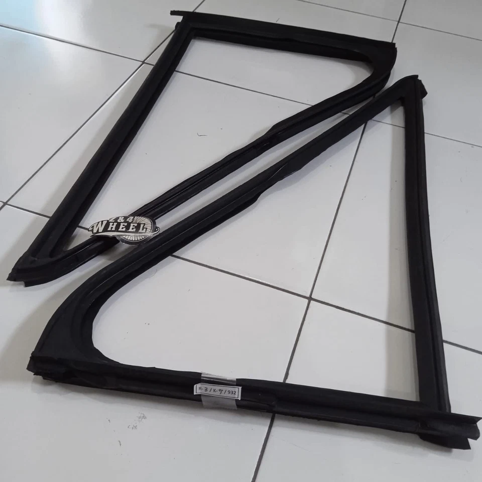 Isuzu Trooper / Big Horn 5D Model 1988-1991 Front Door Vent Rubber Seal Pair L/R - Изображение 3 из 4