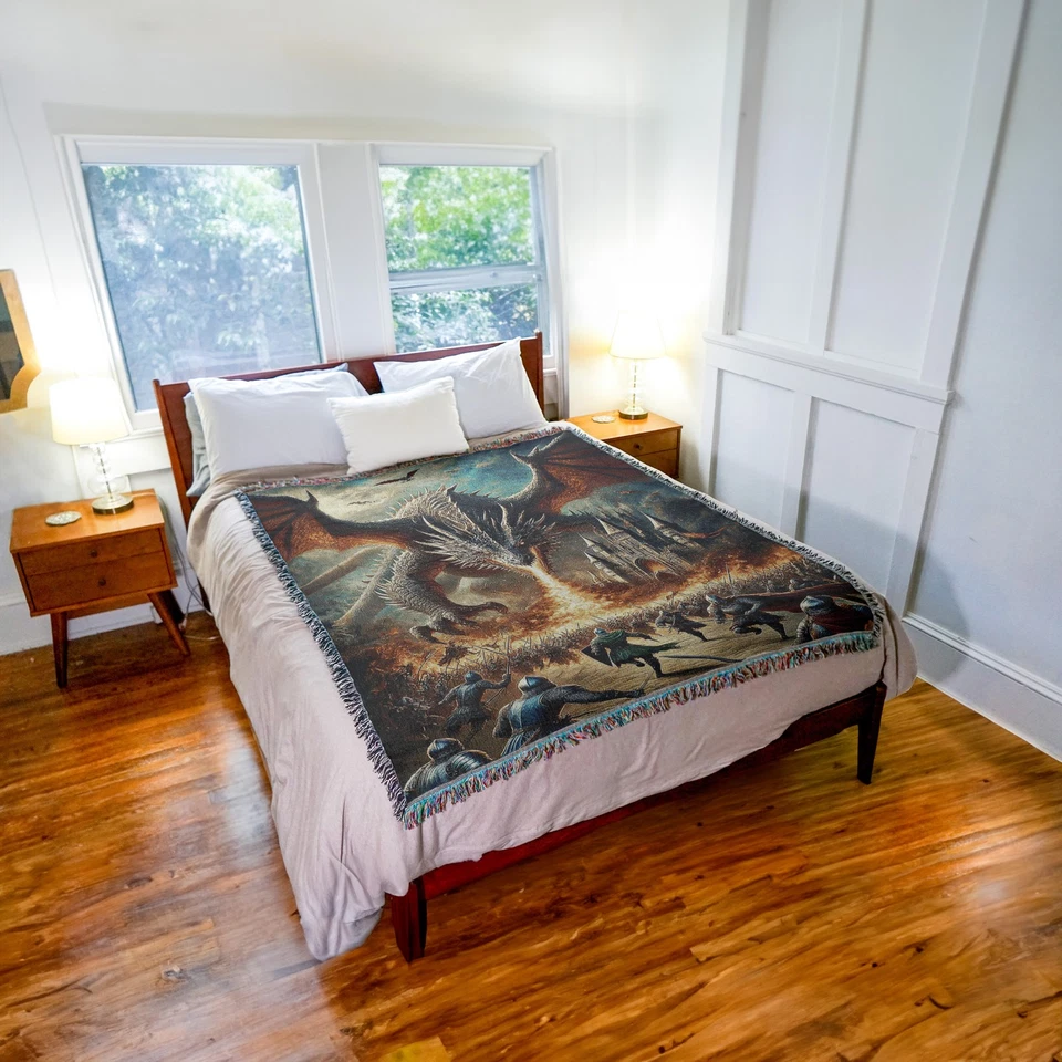 Manta Dragon of the End tejida de algodón - Hecha en EE. UU. (72x54) Foto 3 de 4