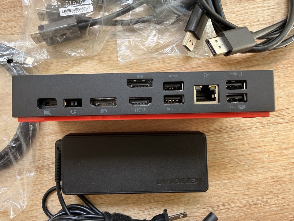 Lenovo ThinkPad Universal USB-C 40AY LDA-KP Docking Station 4K + AC, DP ...