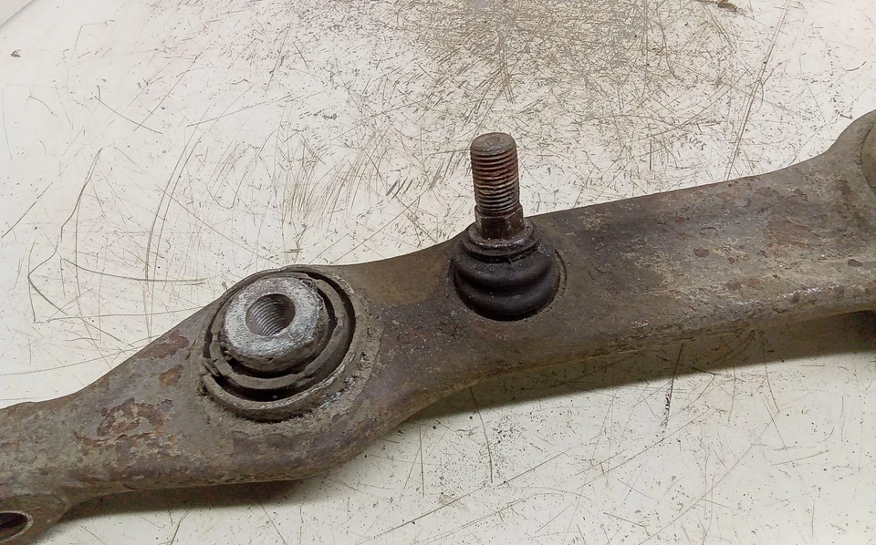 Brazo de suspensión delantero mercedes-benz cls c219 21103 2.99 diésel 2008 27615342 - Imagen 3 de 4