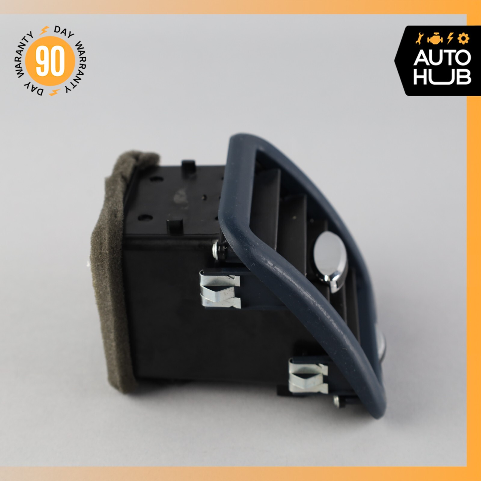 09-13 Maserati Quattroporte M139 Front Right or Left Console AC A/C Air Vent OEM