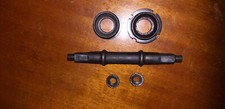 Raleigh Bike Bottom Bracket Cotterless Axle English  CH 3U