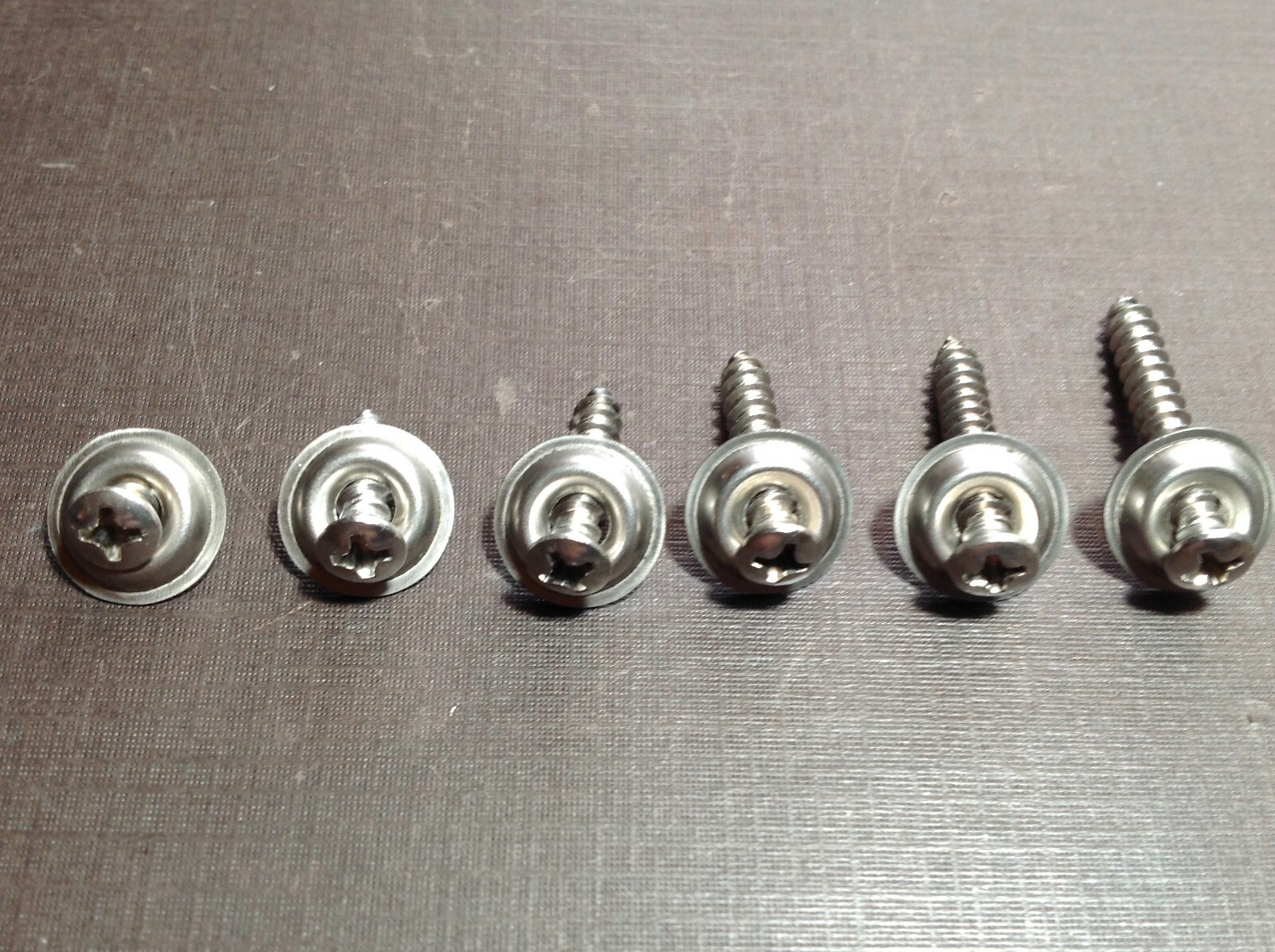 25 Chevy Cadillac 8 X 7/8 W/#6 Head Stainless Door Kick Panel Automotive Screws - Foto 8