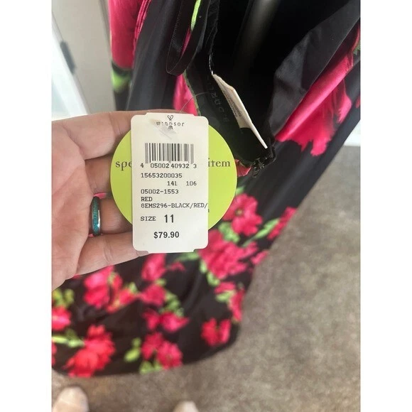 Новый с Ярлыками B. Darlin женщин черный/розовый цветочный длинное платье выпускного вечера/возвращения домой. Размер: 11 - Изображение 3 из 4