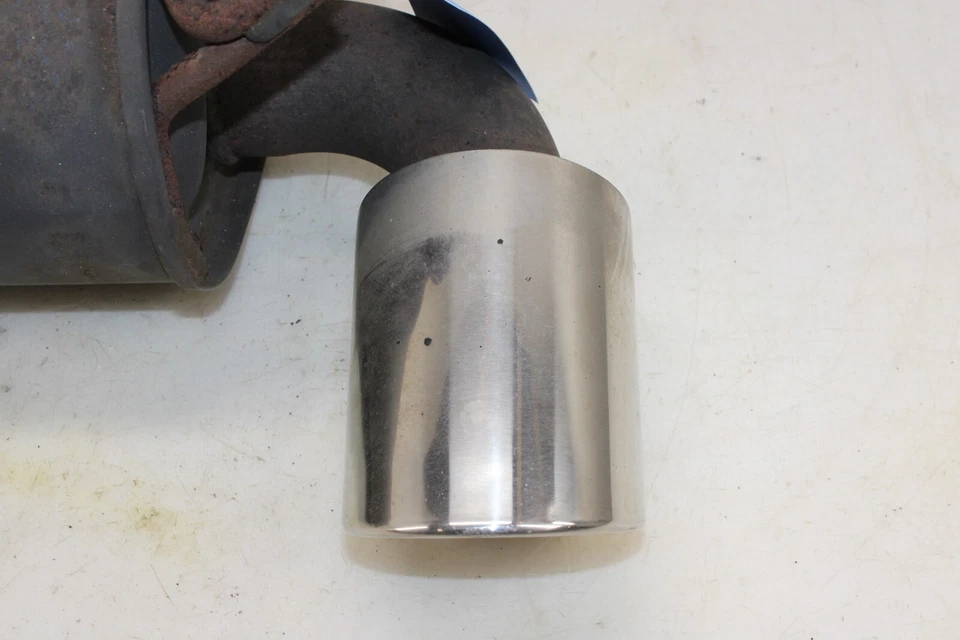 Silenciador de escape Nissan 350Z 2003-2009 OEM JM84 Foto 2 de 4