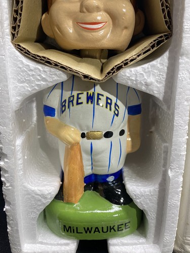 1980's Milwaukee Brewers Bobblehead - 第 9/11 張圖片