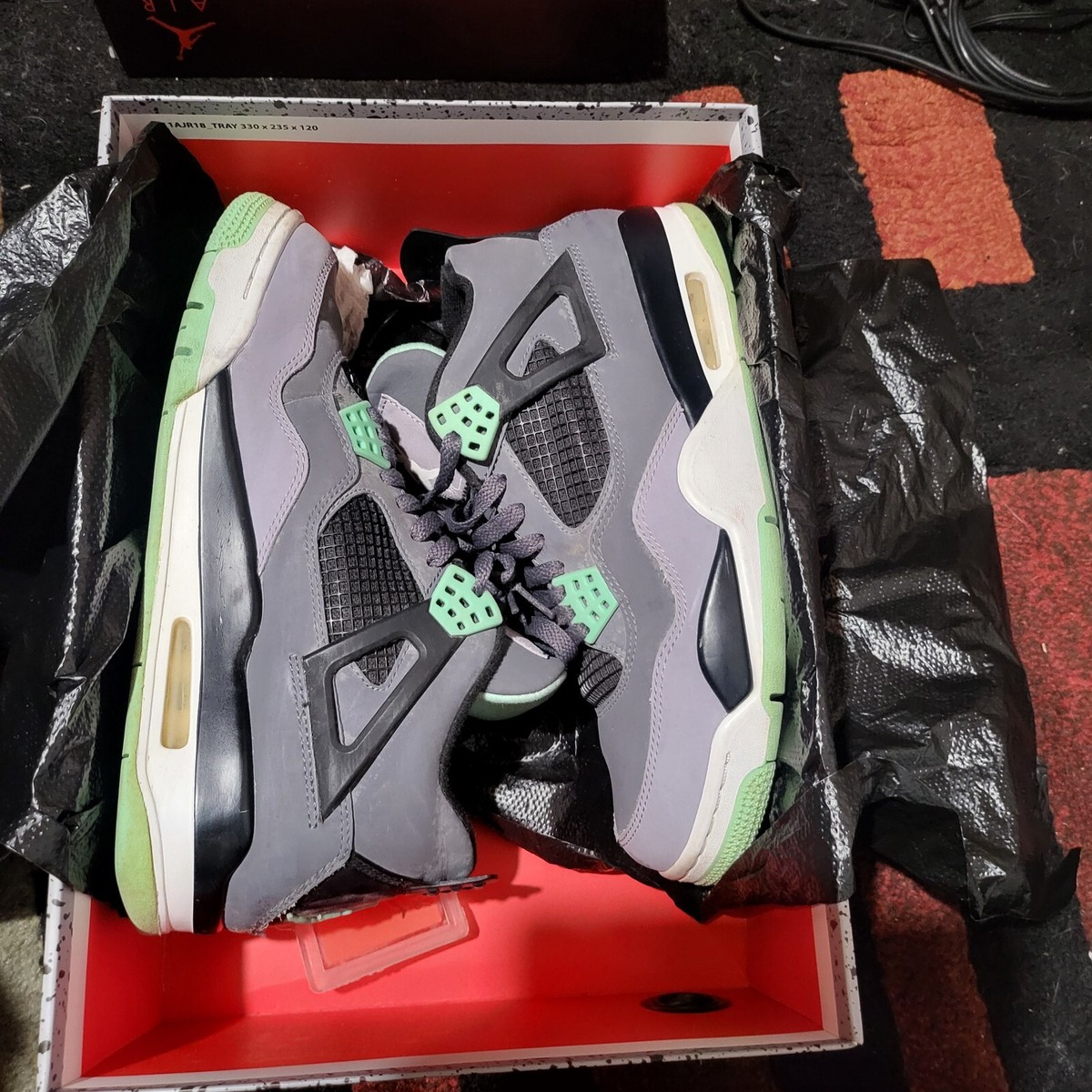 Nike Jordan 4 Retro Green Glow Mens Size 8.5 (Womens 10) Style 308497-033 Air Jordan 4 Retro  main image 4