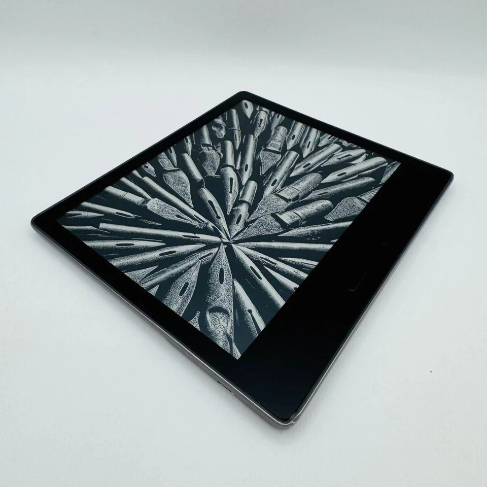 Amazon Kindle Oasis 9th Gen CW24Wi E-book Reader 7-inch 32GB Wifi Bluetooth - Image 4 of 4