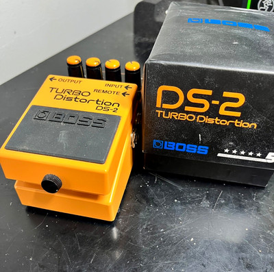 Boss DS-2 Turbo Distortion Pedal   VG+ Condition  w/ Original box, Manual