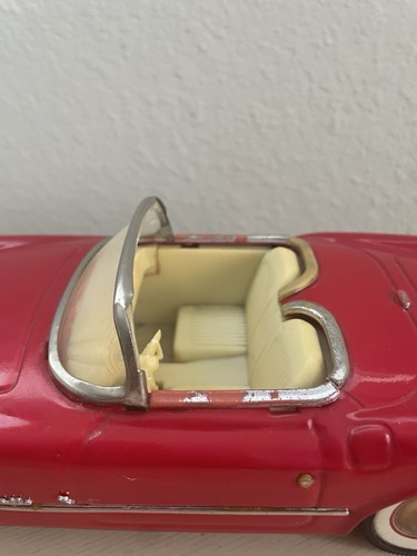 Vintage Tin Friction Chevrolet Corvette Convertible Car MF-317 1:18 Scale - Picture 3 of 13