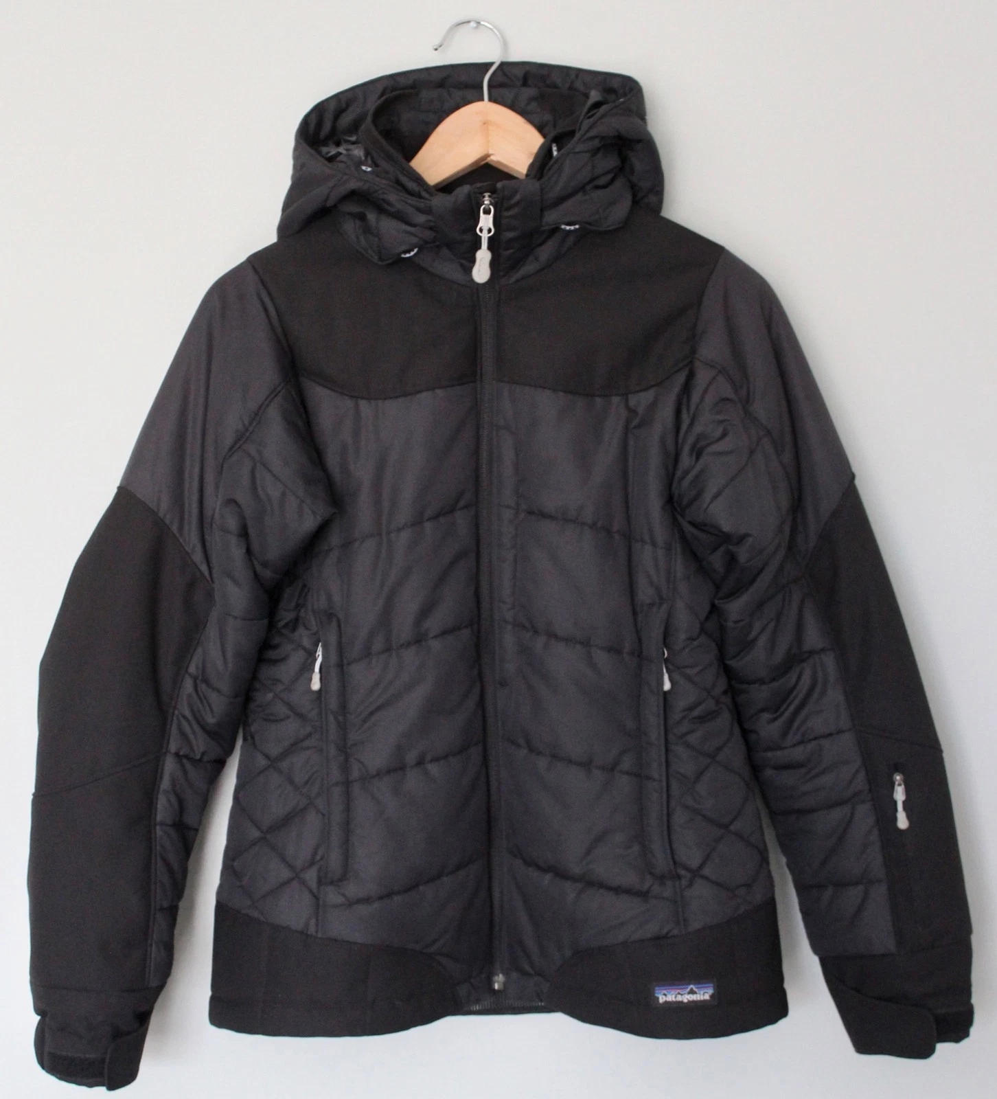 PATAGONIA Women's Rubicon Rider Black Snowboarding Ski Snow Jacket, Size XS