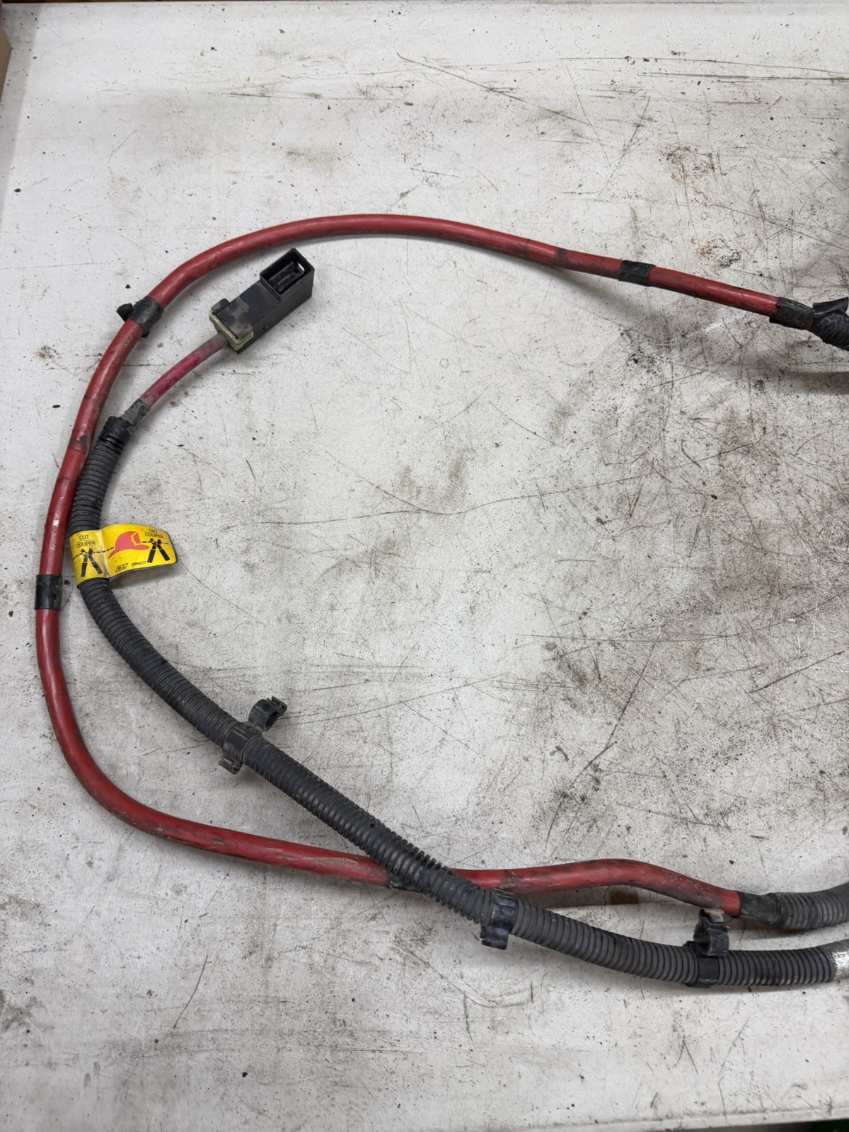 11-16 LML DURAMAX GMC CHEVY MAIN POWER JUNCTION BOX GLOW PLUG WIRING HARNESS