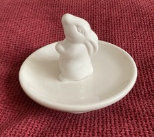 SCHMUCKHALTER NIEDLICHER HASE NEU OHNE ETIKETT