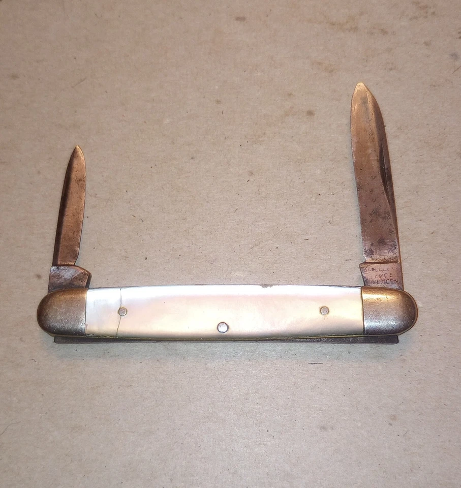 Antique Miller Bros Meriden MOP Equal End Pen Pocket Knife - Pre 1920 - Image 2 of 4