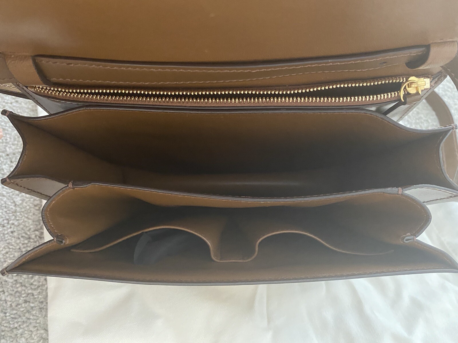 100% Authentic Celine Classic Box Medium Shoulder… - image 6