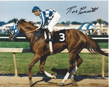 RACE HORSE JOCKEY RON TURCOTTE SIGNED 1973 TRIPLE 8X10 PHOTO w/COA SECRETARIAT