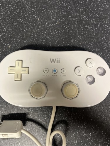 Official Nintendo Wii RVL-005 White Classic Pro Controller - Picture 2 of 5