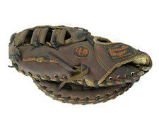 VTG Louisville Slugger 125 Series Baseball Catchers Glove Mitt GF125 Right hand