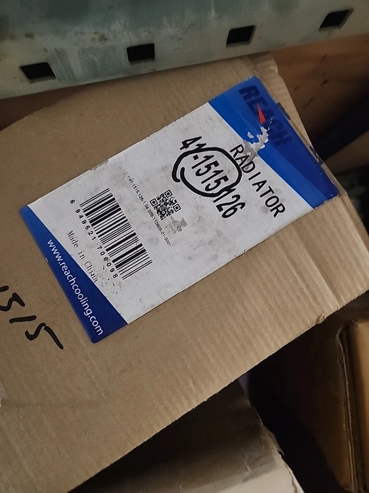 Radiador de aluminio para Pontiac Grand Am Chevy Beretta 1994-1998 2,2/2,3/3,1 L Foto 4 de 4