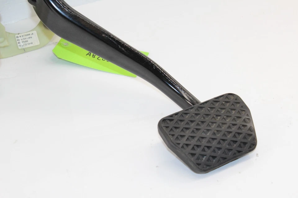 Conjunto de pedal de freno BMW 528i 535i 550i 2011-2016 OEM Foto 4 de 4