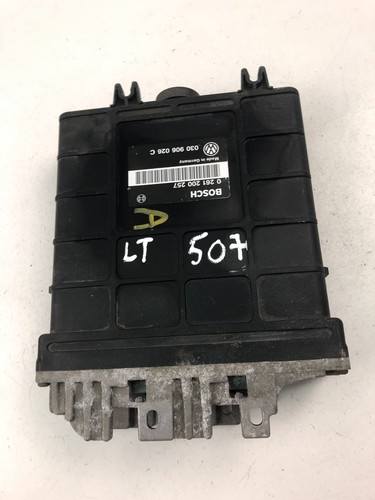 VW GOLF IV 1J1 Motorsteuergerät ECU 030906026C 1999 25207424