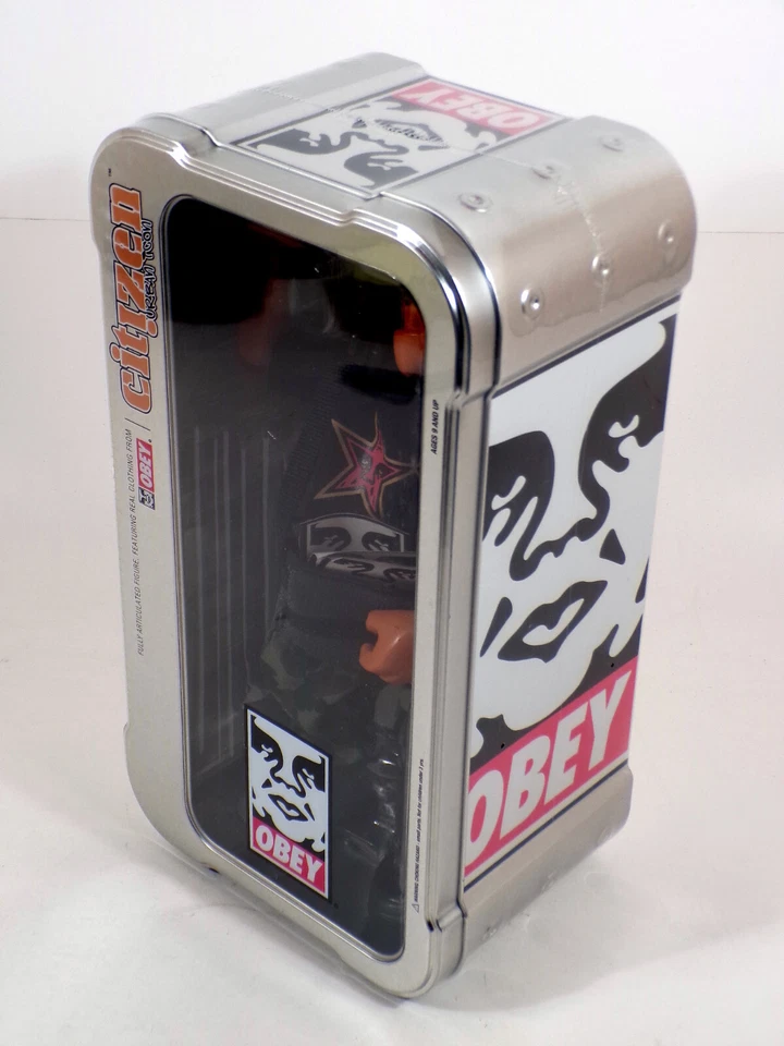 Citizen Urban Icon OBEY Propaganda 10" Figure Fully Poseable 18 articulation - Image 3 of 4