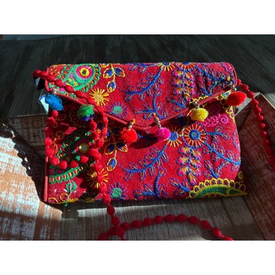 Hand Embroidered Drop shoulder Clutch-Bag from India
