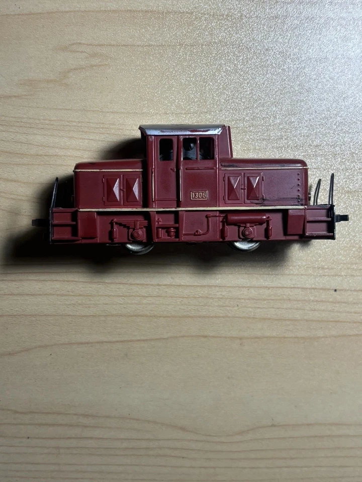 Fleischmann HO DB V90 Diesel Locomotive #1306 W. Germany Vintage - Image 2 of 4