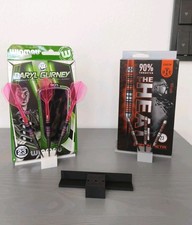 Darts und Verpackungshalter in verschiedenen ...