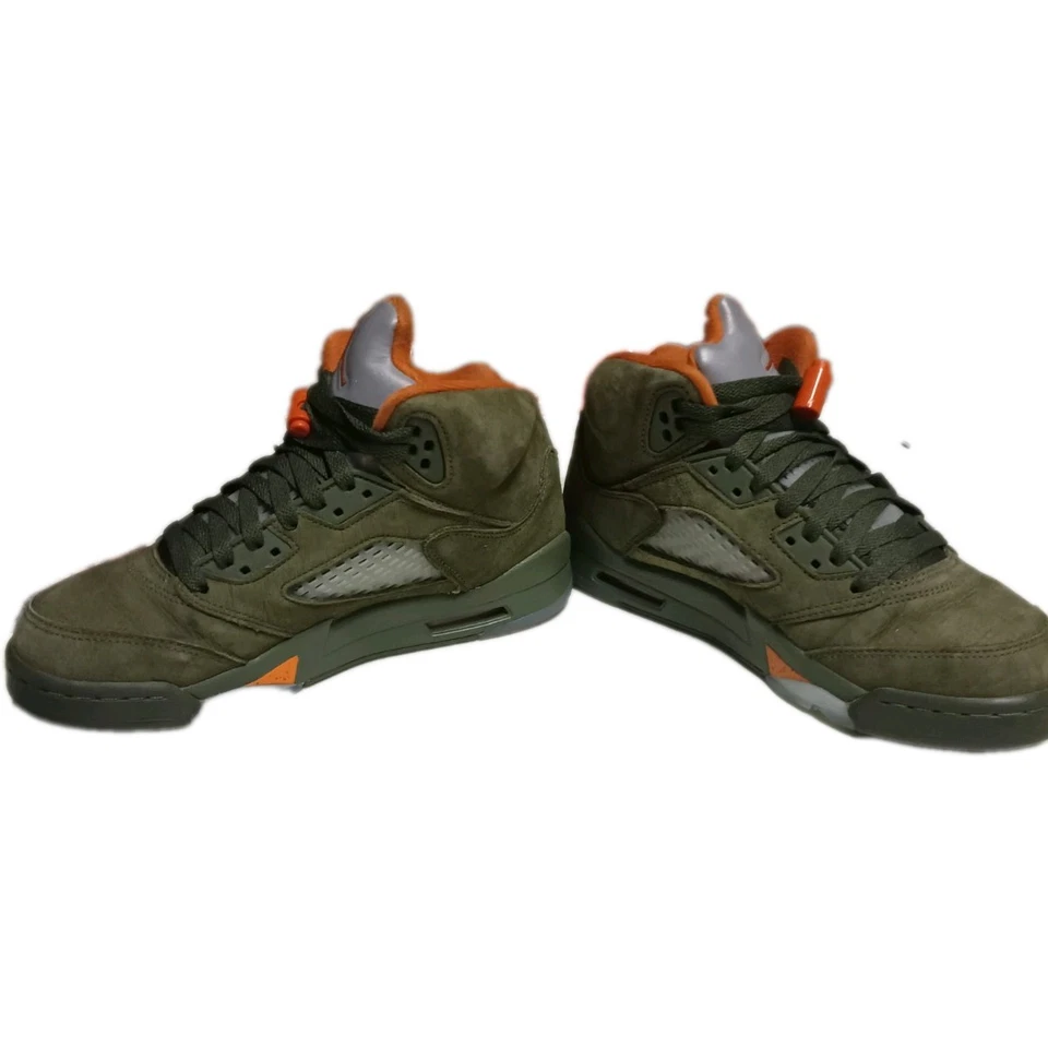 Talla 5.5y Air Jordan 5 Retro 2024 Oliva (GS) Gamuza Verde Limpio Juvenil 440888-308 Foto 4 de 4