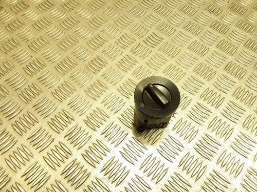 VW PASSAT Variant B5 3B6 Scheinwerferschalter 1C0941531 1.90 Diesel 31959512