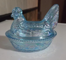 Mosser ~Carnival Buffet Blue ~Chicken Hen On Woven Nest  ~Split Tail~5"