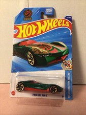 HOT WHEELS TWIN MILL GEN-E. 2025 HW CELEBRATION RACERS, GREEN/GOLD ON CARD
