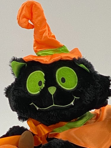 Black Cat On Pumpkin Animatronic Plush Plays Black Magic Woman - Picture 2 of 9