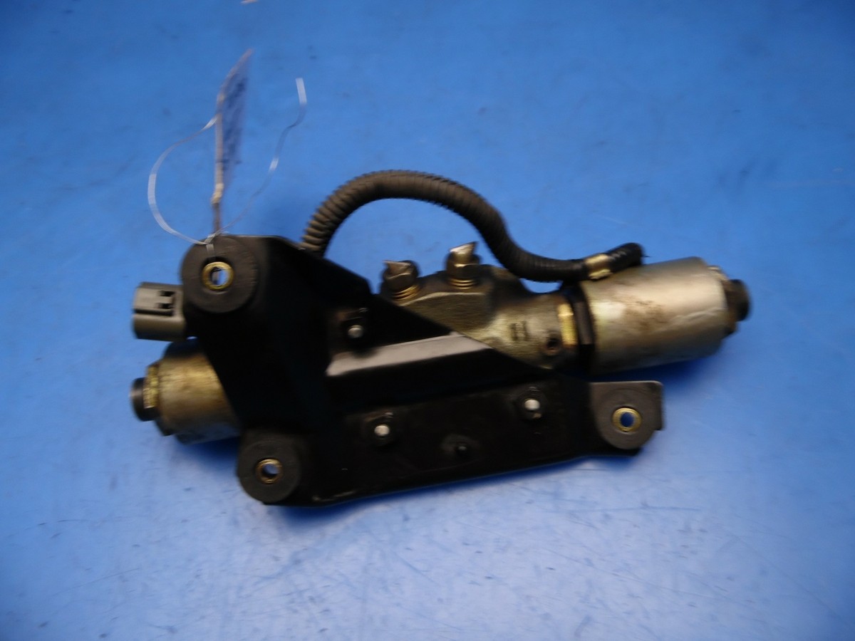 90-96 Nissan 300zx OEM Front Steering Rack Valve Assembly Cutoff