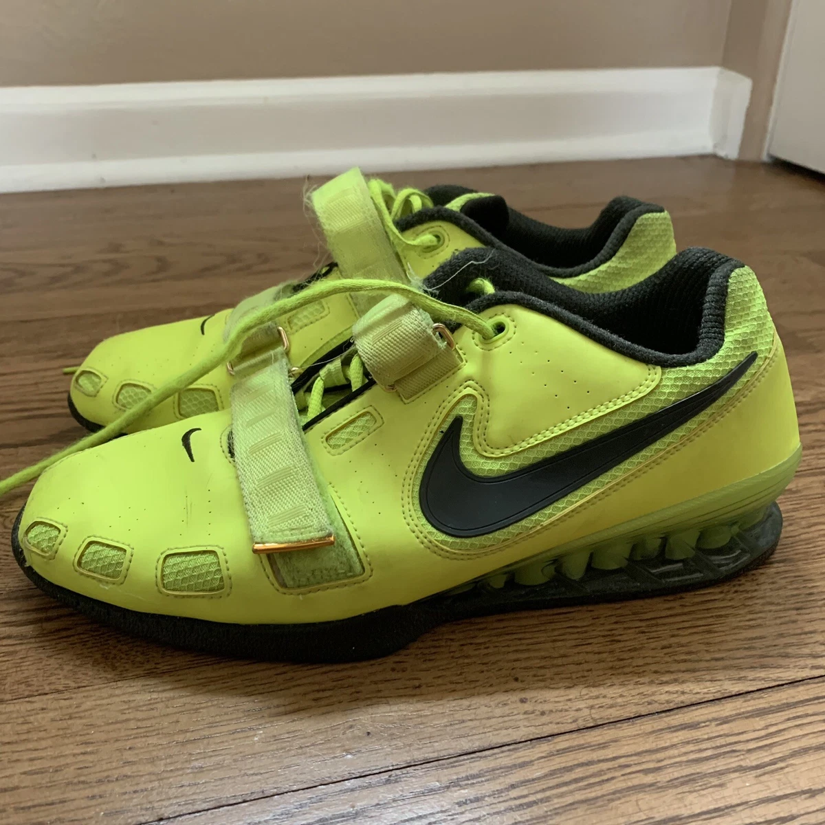 seco Desde allí vaso Size 11.5 - Nike Romaleos 2 Volt Green weightlifting Shoes | eBay