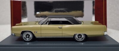 Plymouth Sport Fury 2-Door HT 1968 1:43 Neo 44703 American