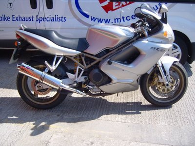 Ducati ST2 1996-2003 Edelstahl oval mit Straßenzulassung Performance Motorrad Auspuff