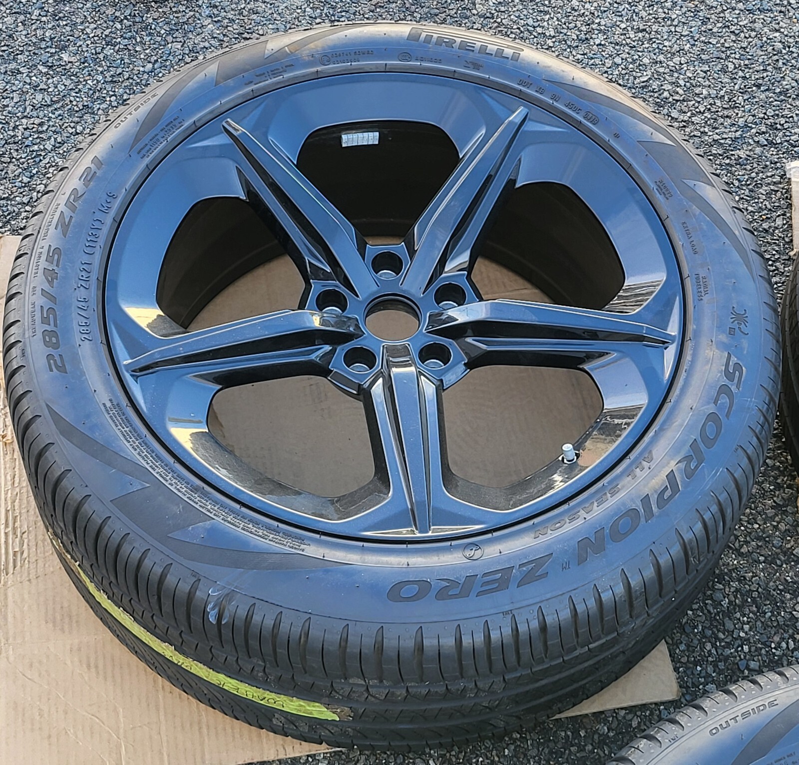 OEM Lamborghini Urus 21" Black Wheels Rims w/ Pirelli Scorpion Tires Set