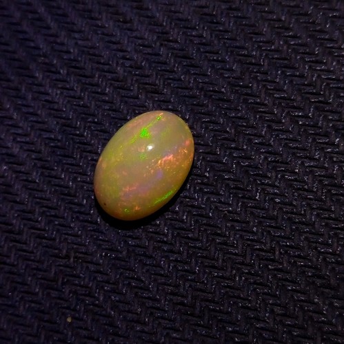 3.2 Carat Natural Top Grade Red Green Yellow Flash Fire Welo Opal Oval Cabochon - Picture 16 of 24