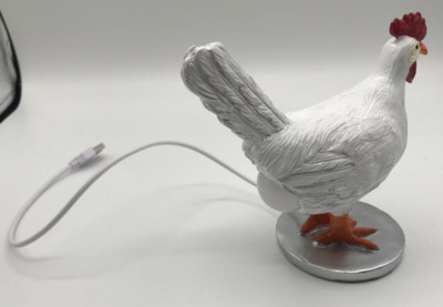 Brand New Chicken Laying Egg Lamp Light Lifelike Resin Light-up USB 6'' x 6''