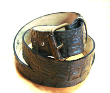 Dark Gray Faux Crocodile Leather Belt Womens Size 9 32 Fashion Safari Shiny