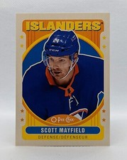 2021-22 O-PEE-CHEE Scott Mayfield RETRO #386 New York Islanders