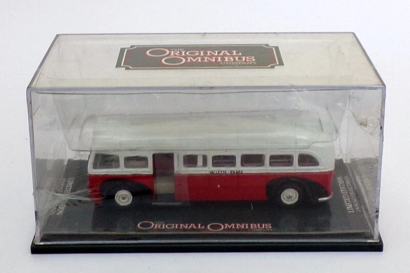 Corgi 1/76 Scale OM41006 - AEC 4Q4 S/Deck Bus - Malta Red/White - Image 4 of 4